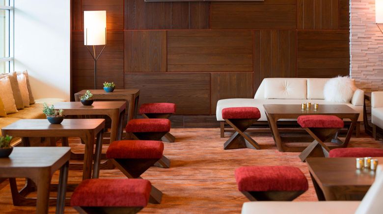 <b>Monterey Marriott Lobby</b>. Images powered by <a href="https://www.leonardoworldwide.com/" title="Leonardo Worldwide" target="_blank">Leonardo</a>.