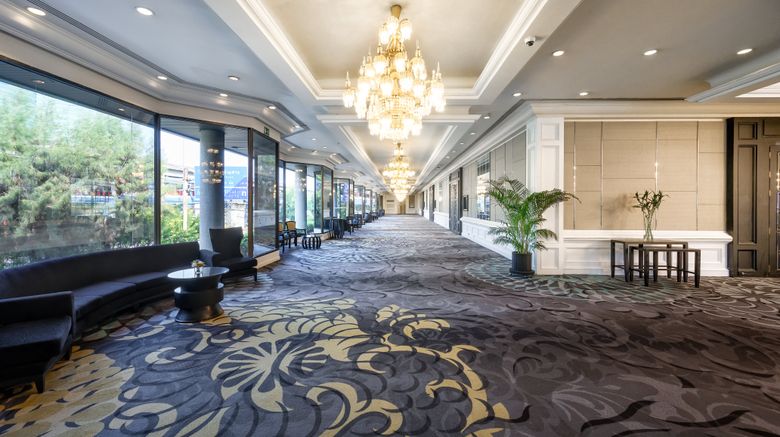 <b>Centara Grand at Central Plaza Ladprao Meeting</b>. Images powered by <a href="https://www.leonardoworldwide.com/" title="Leonardo Worldwide" target="_blank">Leonardo</a>.