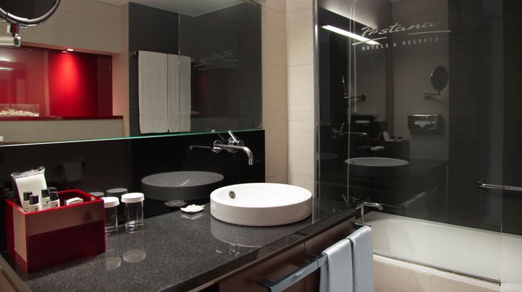 Pestana Arena Room