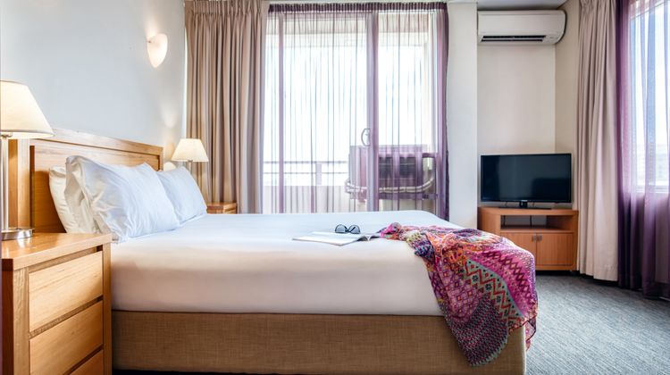 Park Regis Concierge Apartments Room
