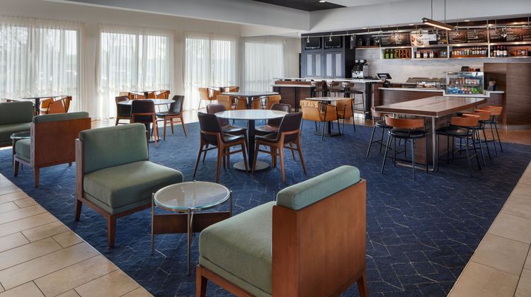 Courtyard by Marriott Columbus Dublin Restaurant
