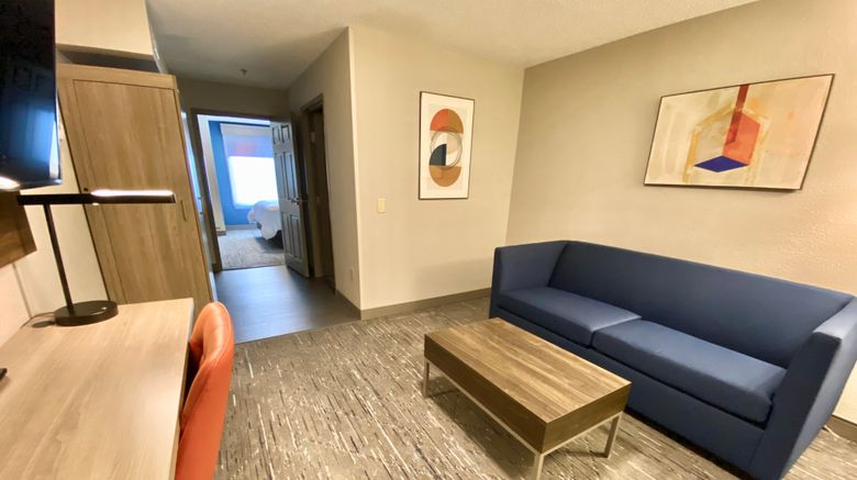 <b>Holiday Inn Express & Suites Elyria Room</b>. Images powered by <a href="https://www.leonardoworldwide.com/" title="Leonardo Worldwide" target="_blank">Leonardo</a>.