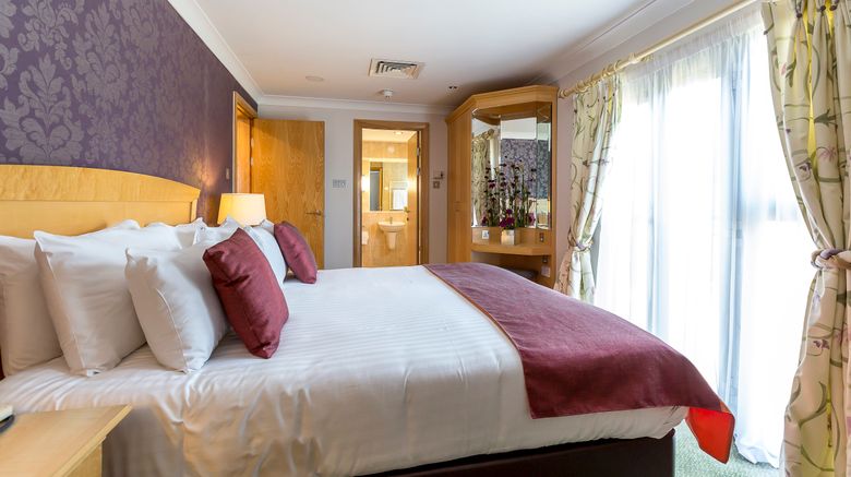 <b>Hellidon Lakes Golf & Spa Hotel Suite</b>. Images powered by <a href="https://www.leonardoworldwide.com/" title="Leonardo Worldwide" target="_blank">Leonardo</a>.