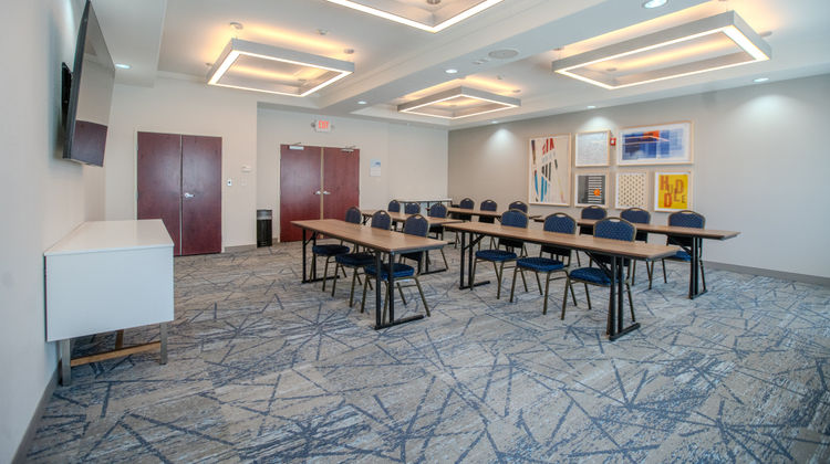Holiday Inn Express Cleveland Meeting
