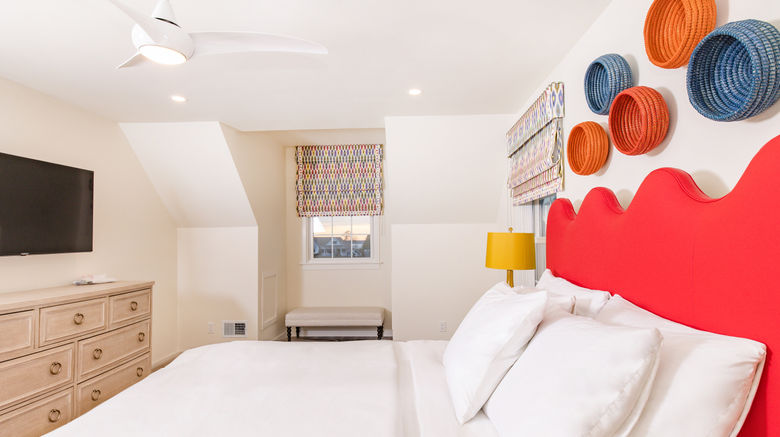 <b>The Inn at Stonecliffe Room</b>. Images powered by <a href="https://www.leonardoworldwide.com/" title="Leonardo Worldwide" target="_blank">Leonardo</a>.