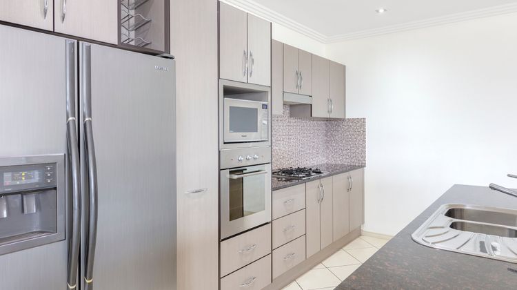 Piermonde Apartments, Cairns Room