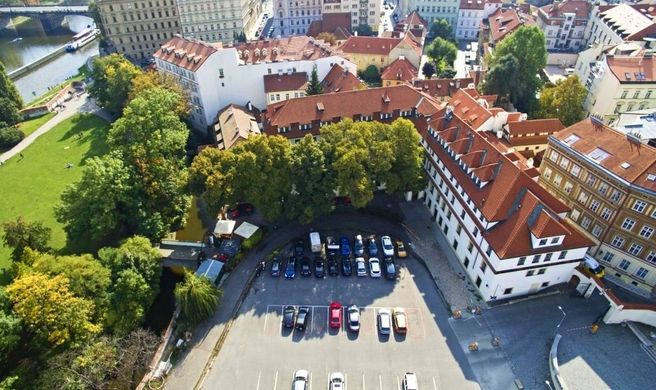 Pytloun Old Armoury Hotel Prague Exterior