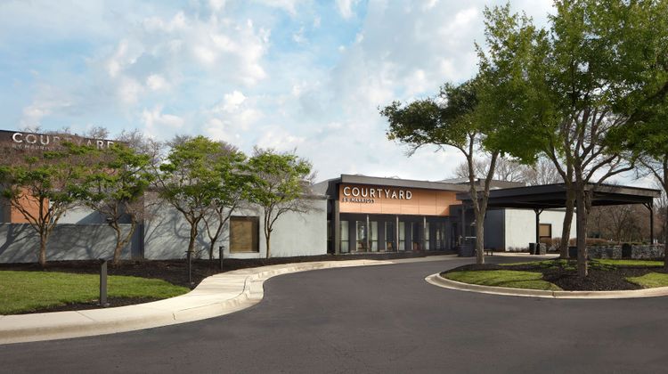 Courtyard by Marriott Columbus Dublin Exterior