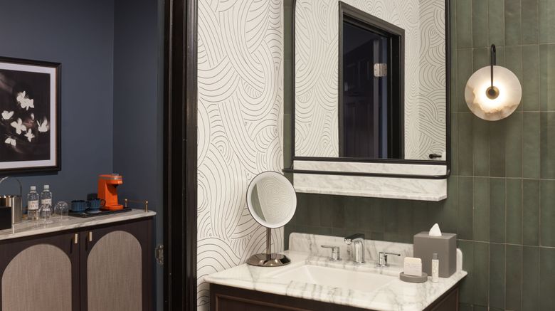 <b>Hotel Vesper, a Tribute Portfolio Hotel Room</b>. Images powered by <a href="https://www.leonardoworldwide.com/" title="Leonardo Worldwide" target="_blank">Leonardo</a>.