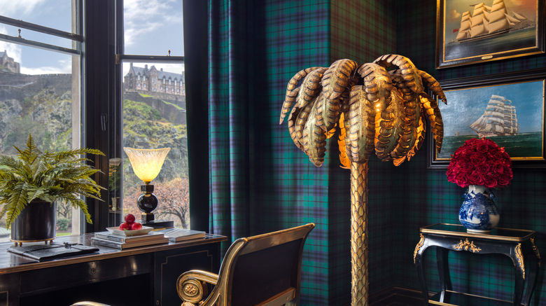 <b>100 Princes Street Hotel Suite</b>. Images powered by <a href="https://www.leonardoworldwide.com/" title="Leonardo Worldwide" target="_blank">Leonardo</a>.