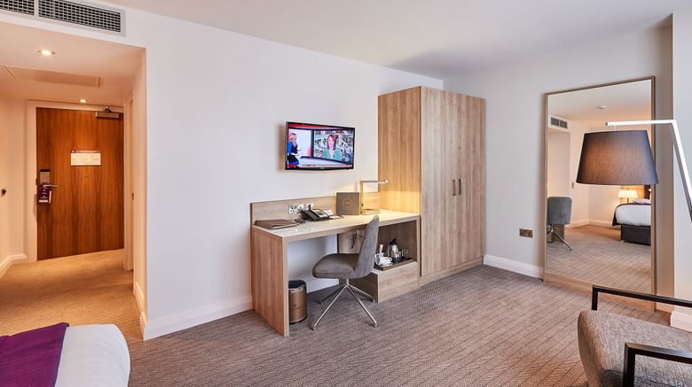 <b>Park Regis Birmingham Room</b>. Images powered by <a href="https://www.leonardoworldwide.com/" title="Leonardo Worldwide" target="_blank">Leonardo</a>.