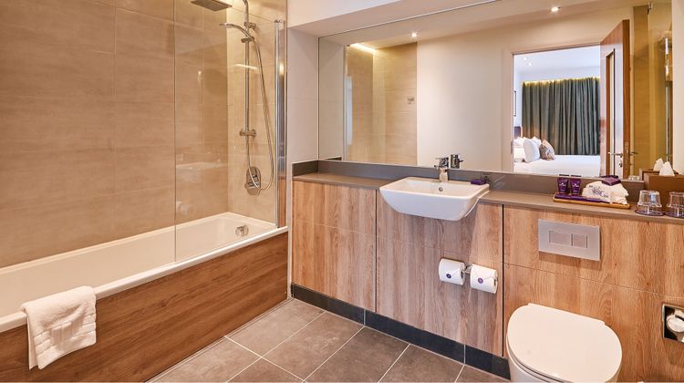 Park Regis Birmingham Room