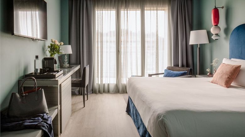 <b>Antik San Sebastian Room</b>. Images powered by <a href="https://www.leonardoworldwide.com/" title="Leonardo Worldwide" target="_blank">Leonardo</a>.