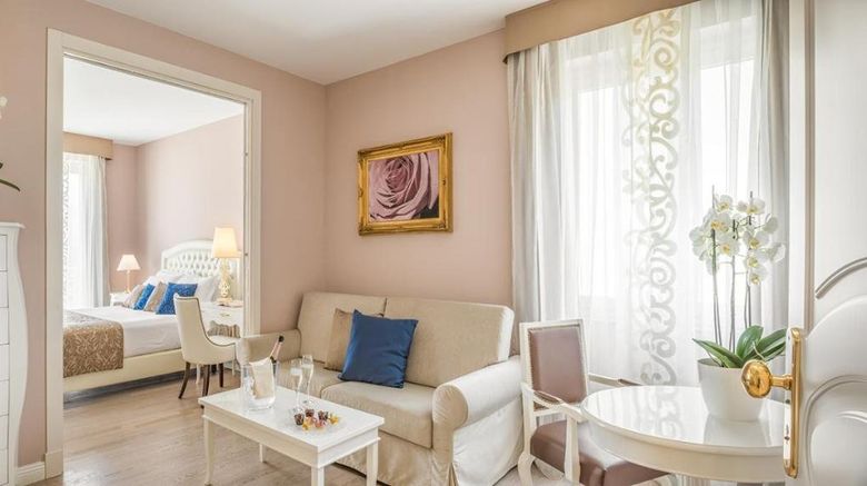 <b>Grand Hotel Salsomaggiore Room</b>. Images powered by <a href="https://www.leonardoworldwide.com/" title="Leonardo Worldwide" target="_blank">Leonardo</a>.
