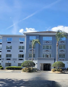 Holiday Inn Express & Suites Clermont SE