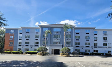 Holiday Inn Express & Suites Clermont SE