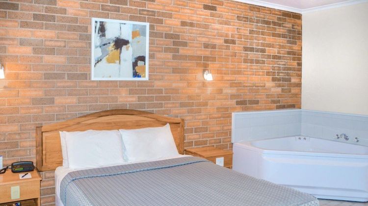 Cathedral Motor Inn Spa