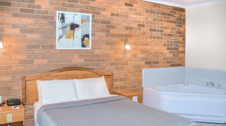 <b>Cathedral Motor Inn Spa</b>. Images powered by <a href="https://www.leonardoworldwide.com/" title="Leonardo Worldwide" target="_blank">Leonardo</a>.