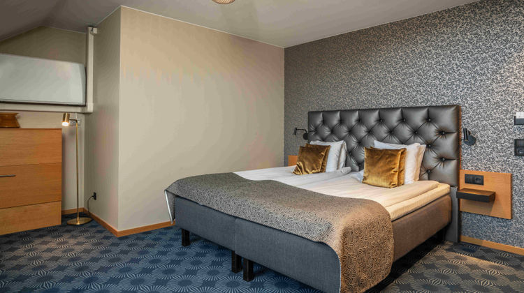 Dockyard Hotel Room