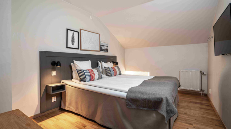 Dockyard Hotel Room