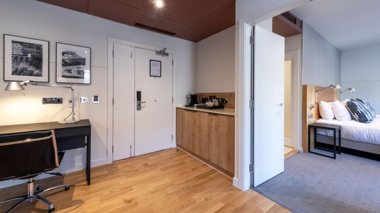 Apex City of Edinburgh Hotel Room
