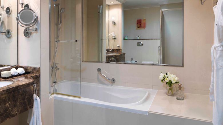 <b>Park Regis Kris Kin Hotel Dubai Room</b>. Images powered by <a href="https://www.leonardoworldwide.com/" title="Leonardo Worldwide" target="_blank">Leonardo</a>.