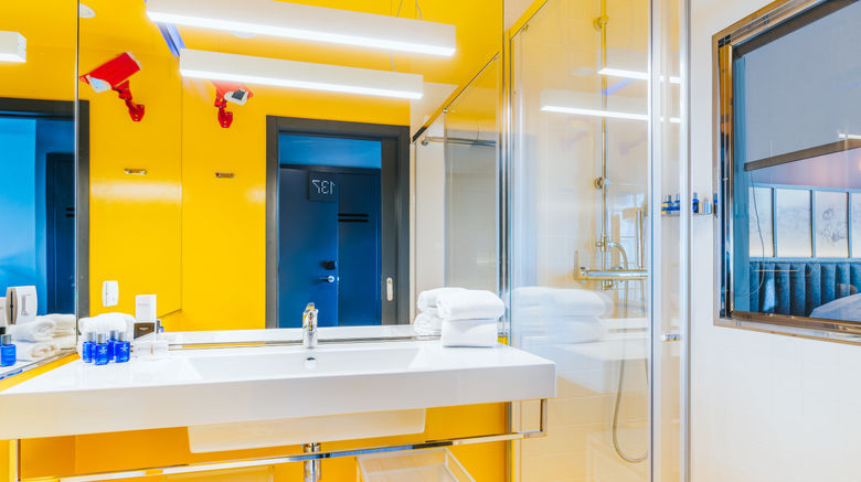 <b>Pestana CR7 Funchal Room</b>. Images powered by <a href="https://www.leonardoworldwide.com/" title="Leonardo Worldwide" target="_blank">Leonardo</a>.