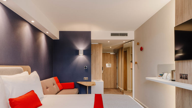 <b>Holiday Inn Express Liverpool-Central Room</b>. Images powered by <a href="https://www.leonardoworldwide.com/" title="Leonardo Worldwide" target="_blank">Leonardo</a>.