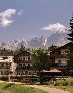 Rosapetra Spa Resort
