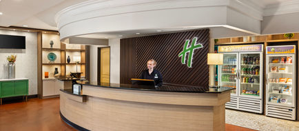 Holiday Inn Hotel & Suites Exterior