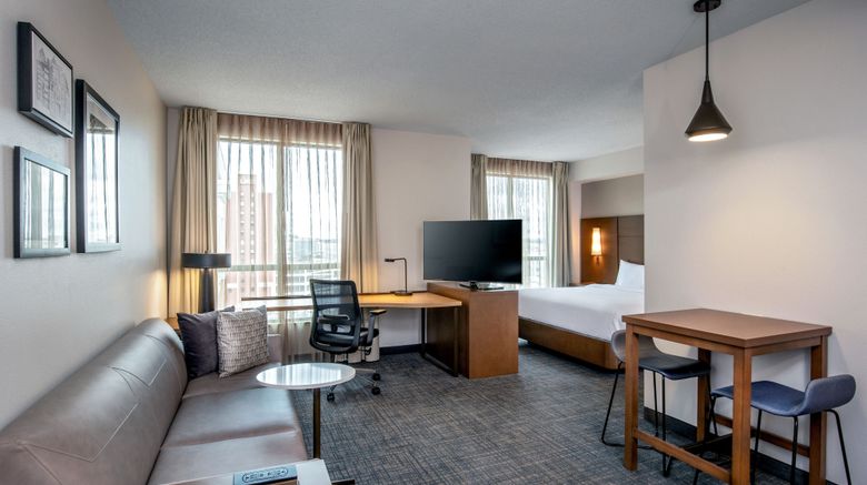 <b>Residence Inn Birmingham Downtown at UAB Suite</b>. Images powered by <a href="https://www.leonardoworldwide.com/" title="Leonardo Worldwide" target="_blank">Leonardo</a>.