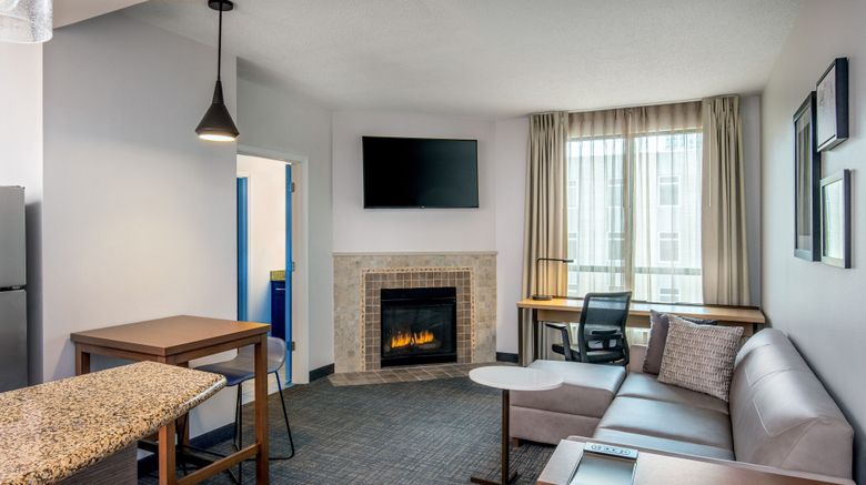 <b>Residence Inn Birmingham Downtown at UAB Suite</b>. Images powered by <a href="https://www.leonardoworldwide.com/" title="Leonardo Worldwide" target="_blank">Leonardo</a>.