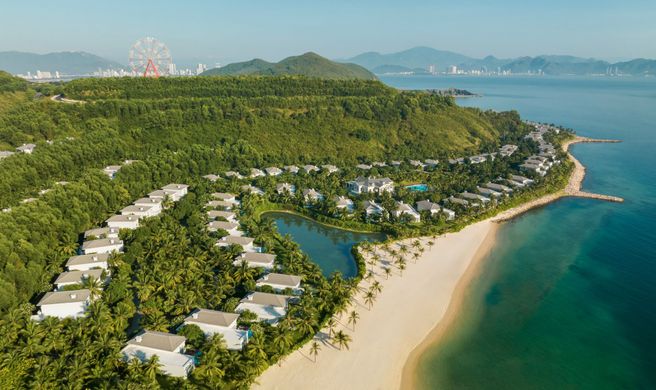 Nha Trang Marriott Resort & Spa, Hon Tre Exterior
