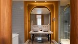 <b>Hotel Vernet Champs Elysees Suite</b>. Images powered by <a href=https://www.travelagewest.com/Hotels/Paris/
