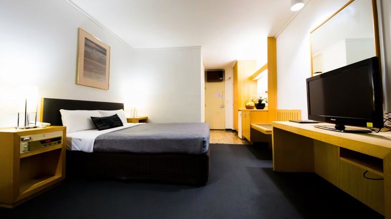 <b>Sandown Regency Motor Inn Room</b>. Images powered by <a href="https://www.leonardoworldwide.com/" title="Leonardo Worldwide" target="_blank">Leonardo</a>.