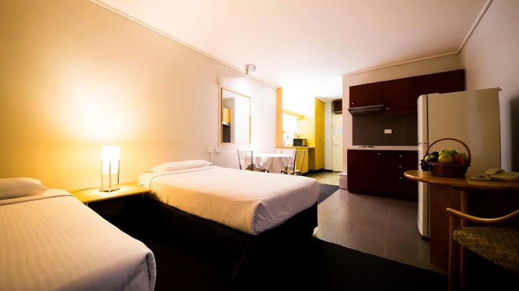 Sandown Regency Motor Inn Room