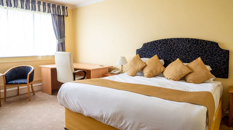 Tiverton Hotel Room