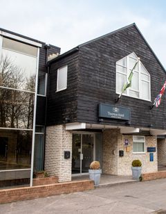 Tiverton Hotel