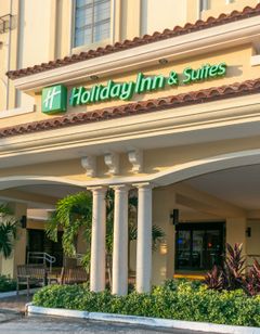 Holiday Inn Hotel & Suites