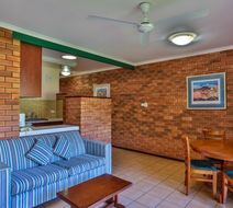 Bayside Holiday Apartments Lobby