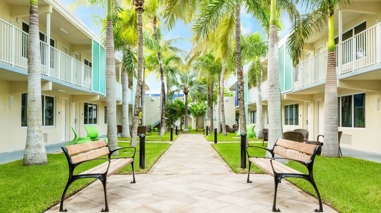 Fairfield Inn & Stes/The Keys Collection Exterior