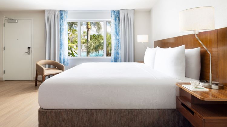 Fairfield Inn & Stes/The Keys Collection Pool