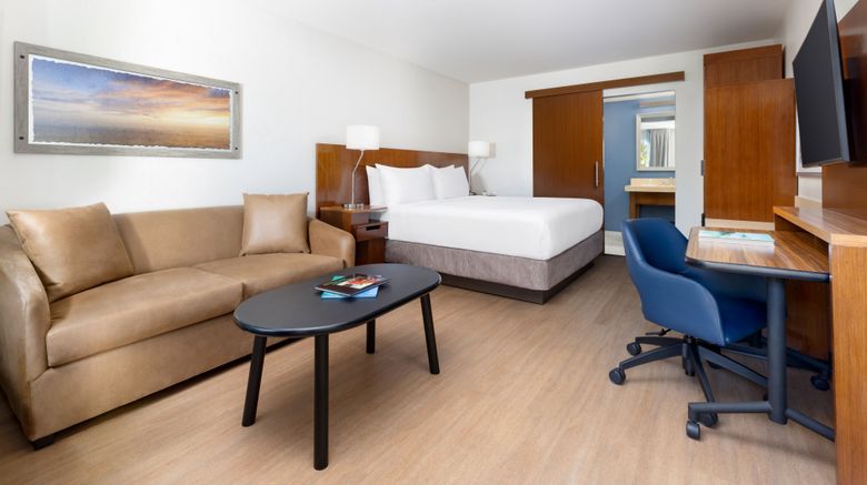 <b>Fairfield Inn & Stes/The Keys Collection Room</b>. Images powered by <a href="https://www.leonardoworldwide.com/" title="Leonardo Worldwide" target="_blank">Leonardo</a>.