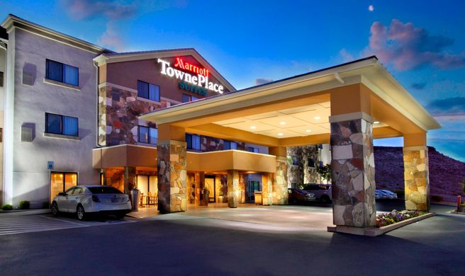 TownePlace Suites St George Exterior