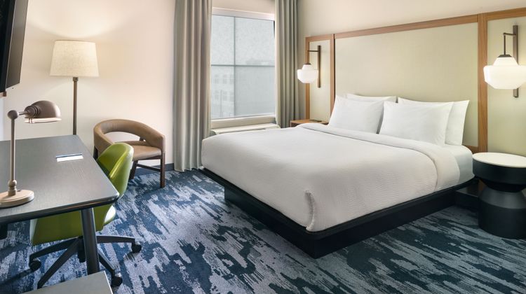 Fairfield Inn & Suites Decatur Room