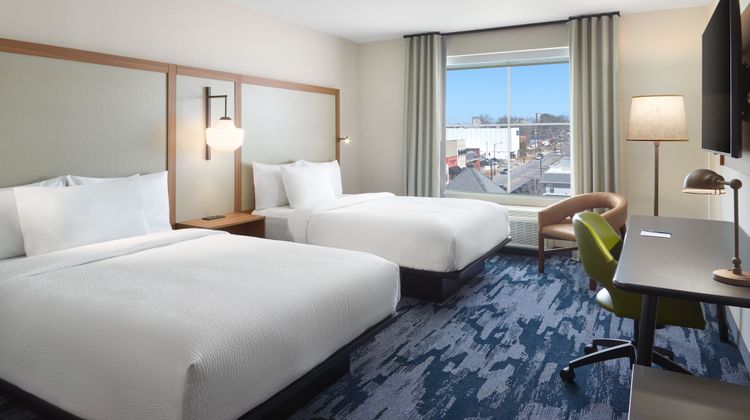 Fairfield Inn & Suites Decatur Room