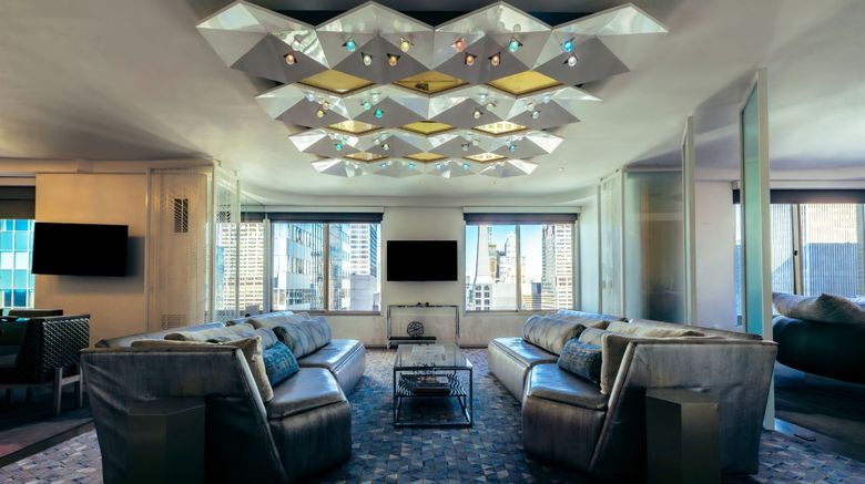 <b>W New York - Times Square Suite</b>. Images powered by <a href="https://www.leonardoworldwide.com/" title="Leonardo Worldwide" target="_blank">Leonardo</a>.