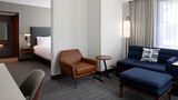 Courtyard Montreal Laval Suite