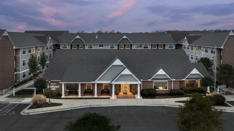 Residence Inn Kansas City Overland Park Exterior