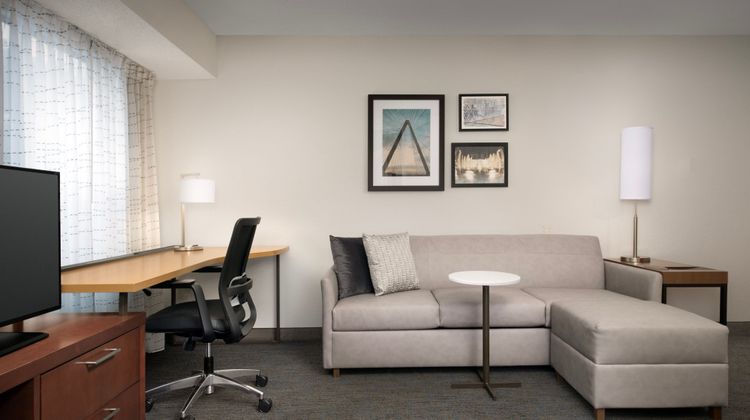 Residence Inn Kansas City Overland Park Suite